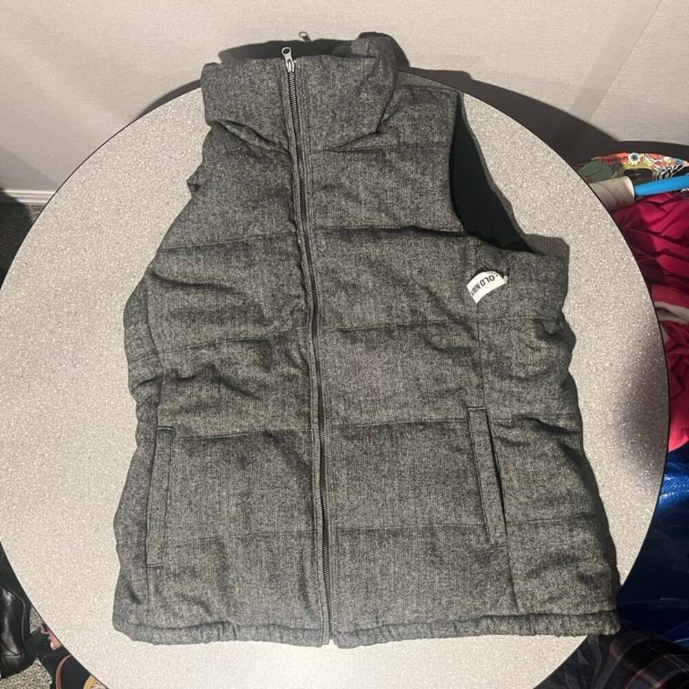 New XL Old Navy Puffer Vest 
Very Heavy Duty